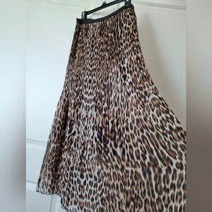 East 5th Leopard Print Pleated Maxi Skirt - Brown Size M